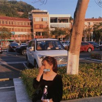 何梅芳