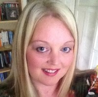 Dr Sandra Neil