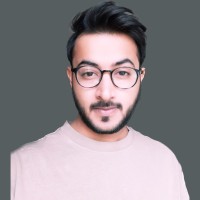Divyakant Nihalani
