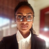 Nivaarini Pillay