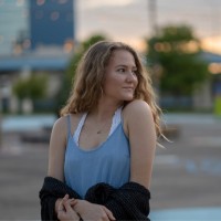 Sara DeVries