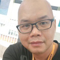 高雄飞