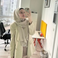 Ayşenur Yavaş