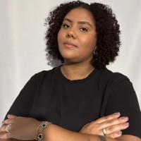 Victória M Santos