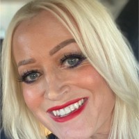 Roxanne Fox