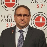 DARREN L RIVET