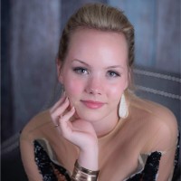 Emma Carlson