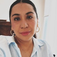 Yolanda Flores