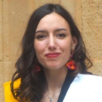 Gloria Lumbreras González