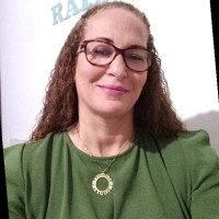 Janine Bastos