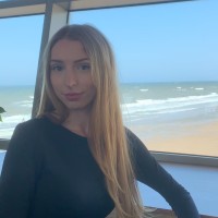 Chanel Van Essen