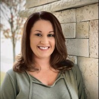 Shelley Collins