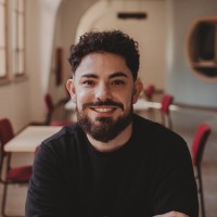 Erik Caetano