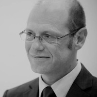 Simon Austin