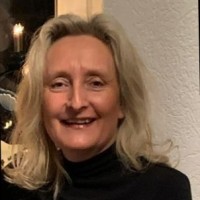 Claudia Hahn