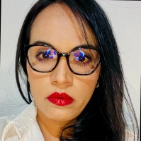 Sandra Apango Dávalos