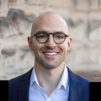 Dr. David Leuenberger