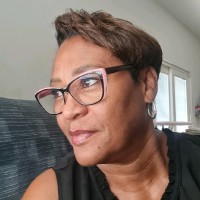 Earlene Roberts-Smith