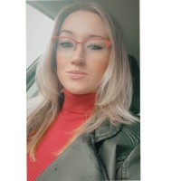 Holly Walker