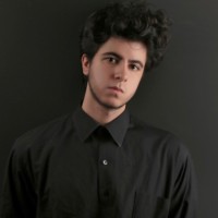 Emre Akbaş