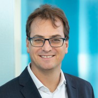 Dr. Daniel Senff