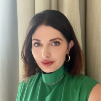 Roberta Oglakhchyan- Black