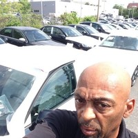 Leon Adams
