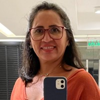 Nara Marinho dos Santos