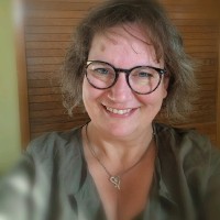 Nicole Kloet (Macdonald)