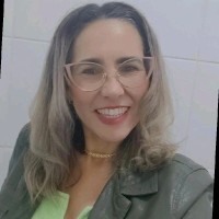 Katia Oliveira
