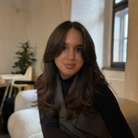 Debora B.