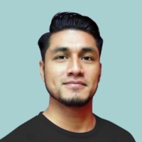 Larry Flores