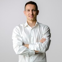 Damian Maniecki
