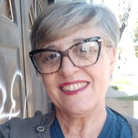 Claudia Alejandra Larrondo de Aguirre