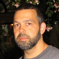 Robert Arias
