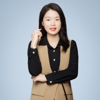 Betty Liu