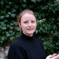 Tinne Thoné