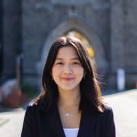 Gloria Yang