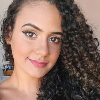 Letícia Giardini