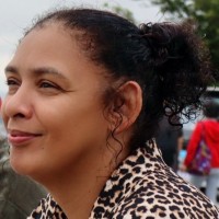 Paula Collins