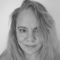 Tracey R.