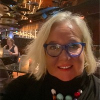 Lesley Jane Wakefield