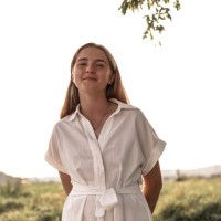 Olena Hrekh