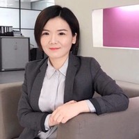 Nina Hu