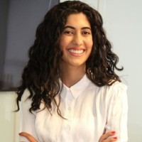 Núbia M.