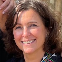 Mª Pilar Urquijo