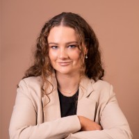 Miriam Carr