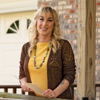 Valerie Fields
