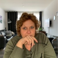 Linda Van Den Heuvel