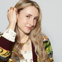 Jenny Holmes